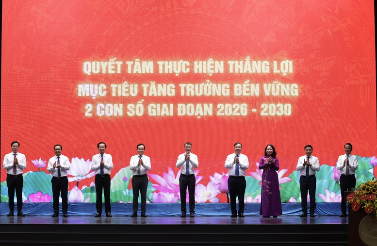 Thủ tướng Lê Minh Hưng: Thi đua phải trở thành động lực hành động cho mục tiêu tăng trưởng hai con số